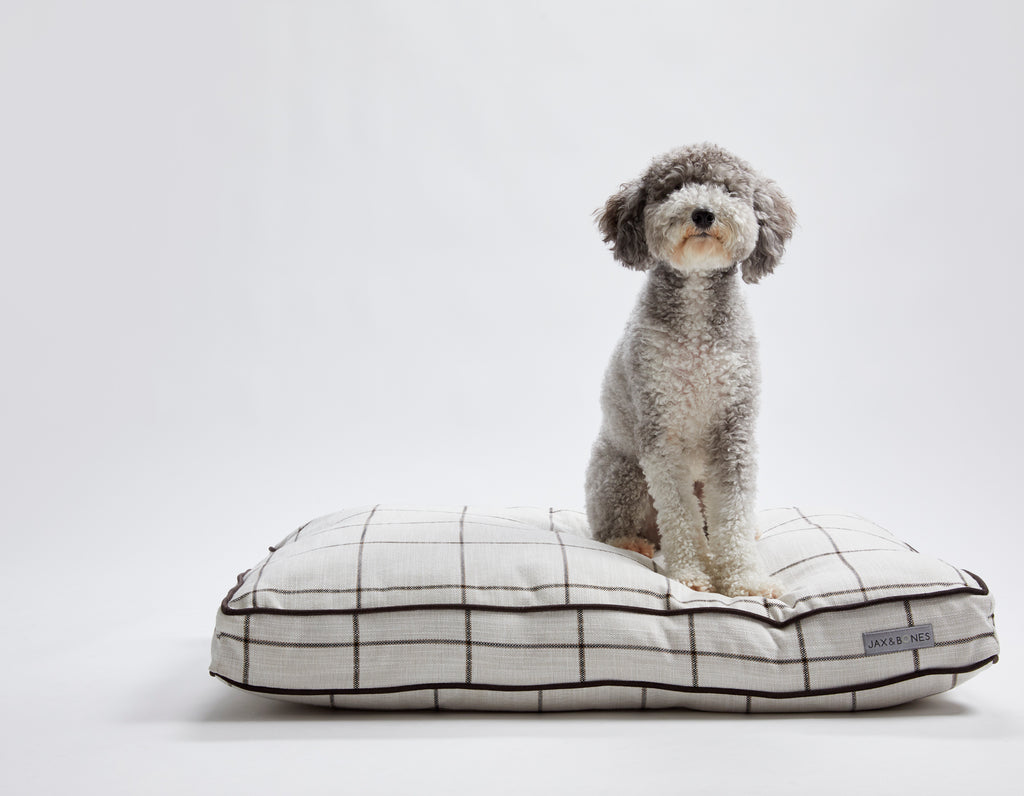 Social Club Pearl Pillow Bed